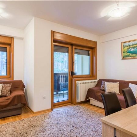 Apartment Kiki ซลาตีบอร์ ภายนอก รูปภาพ